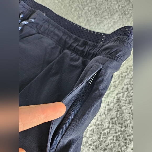 Athleta Trekkie Crest Skort in Navy Size 14 - Picture 8 of 12